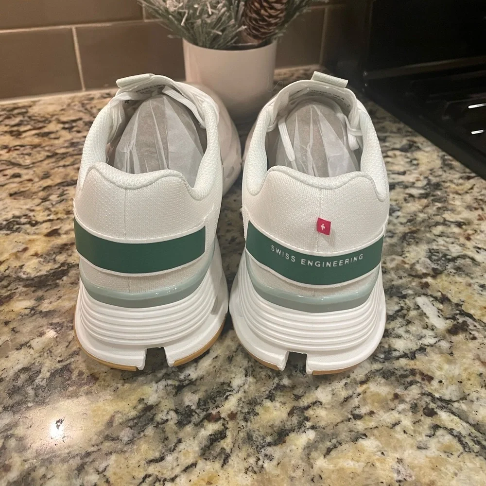 On Running White Athletic Shoes - Picture 6 of 10